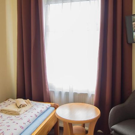 Pension U Koupaliste Tisá Exterior foto